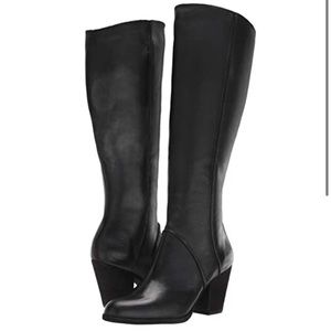 Frye Essa Sean Boots
